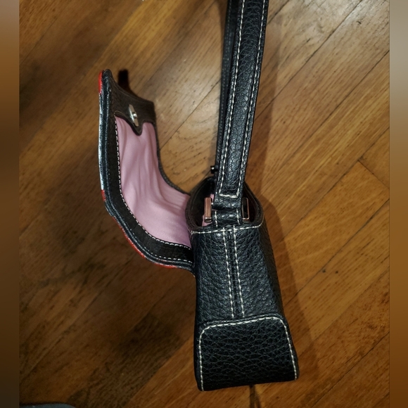 Liz Claiborne Red and Black Shoulder Bag - Picture 8 of 16